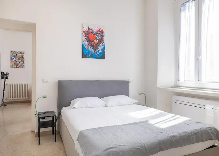 Smart Rooftop Monti דירה *